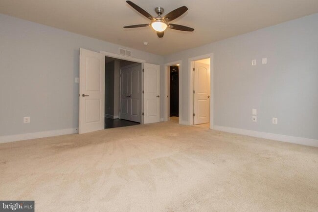 Building Photo - 408 Hendrix Ave