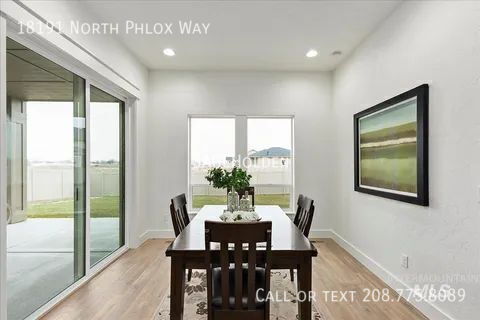 Building Photo - 18191 N Phlox Way