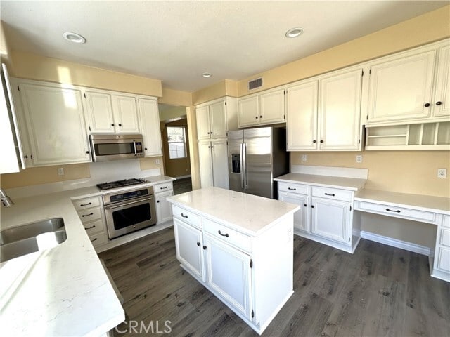 Building Photo - 4525 Torrey Pines Dr