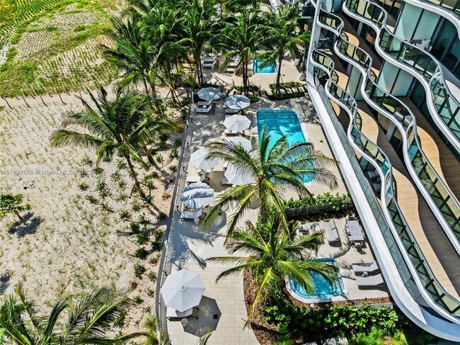 Building Photo - 900 N Ocean Blvd