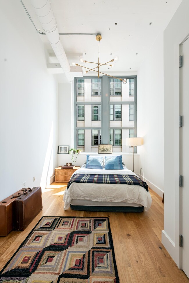 Building Photo - 50 Dey St