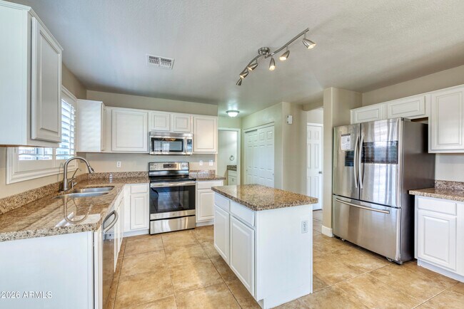Building Photo - 16237 N 161st Dr
