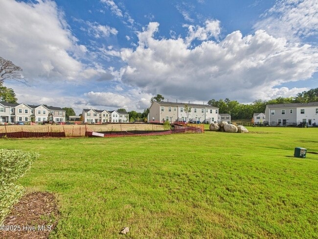 Building Photo - 2709 Chert Ln