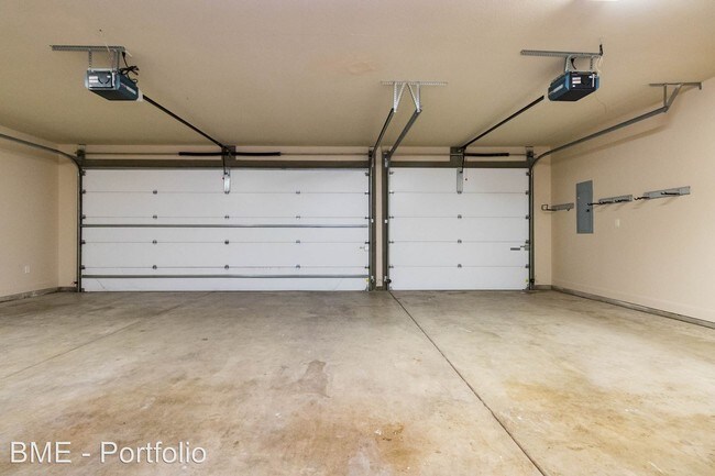 Building Photo - 4 br, 2 bath House - 6717 Blossom
