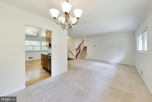 Building Photo - 11907 Hunters Ln
