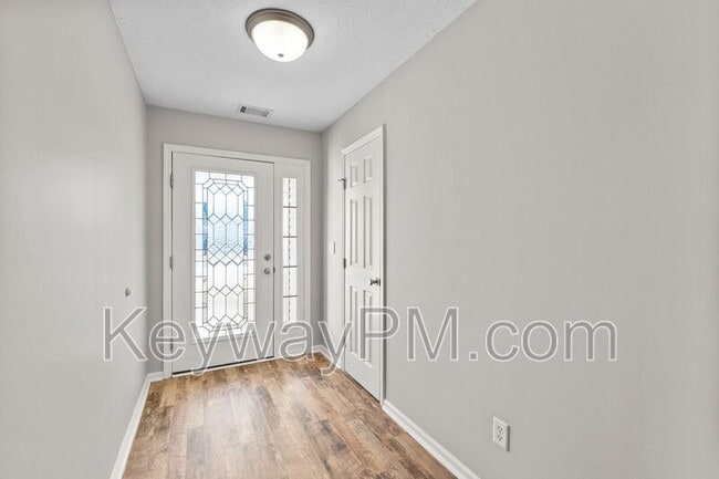 Building Photo - 110 Fox Haven Dr