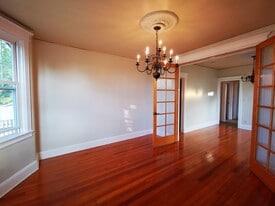 Building Photo - 348 Castleton Ave