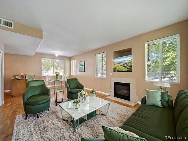 Building Photo - 1080 S Walden Way