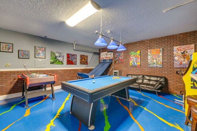 Building Photo - 407 Samuel St