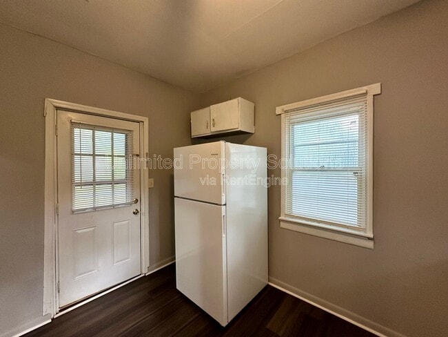 Building Photo - 1109 Fanning St