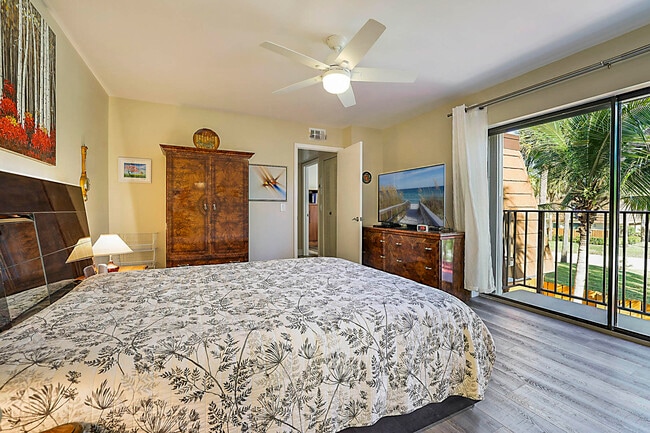 Building Photo - 3071 30th Ct