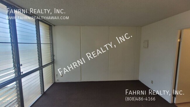 Building Photo - 95-2040 Waikalani Place E-503-