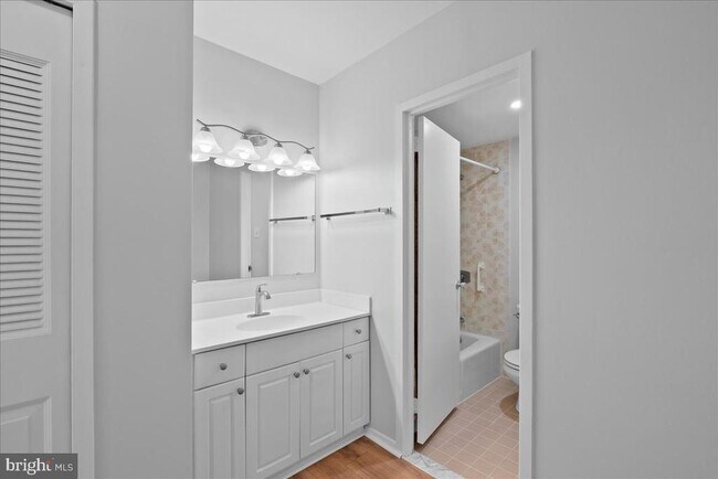 Building Photo - 3705 S George Mason Dr