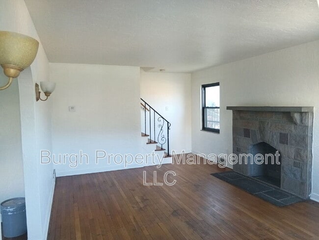 Building Photo - 8614 Bricelyn St