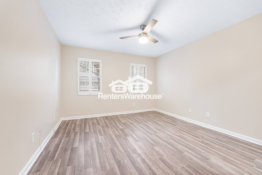 Building Photo - 103 Sterling Ct