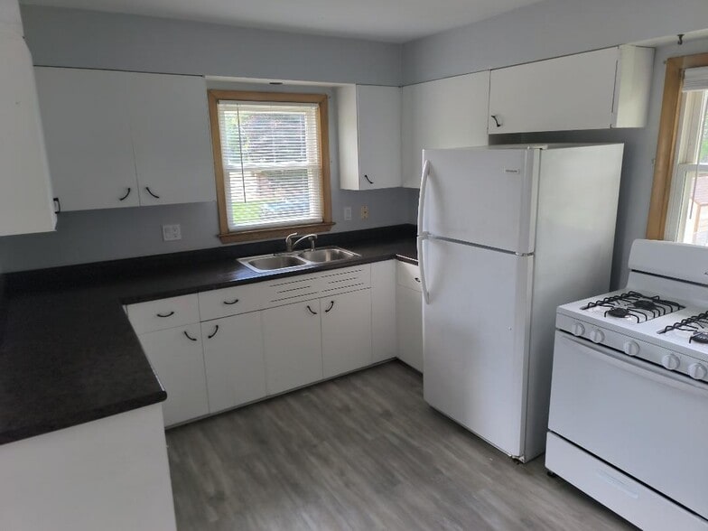 Open Kitchen - 4311 S 46th St