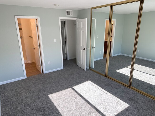 Building Photo - Brandychase at Eastmoor Park 2 Bed 2 Bath ...