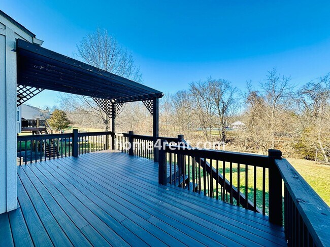 Building Photo - Gorgeous, Updated Home w/ Granite Counters and Wood Floors in Kitchen, Walkout Finished Basement!