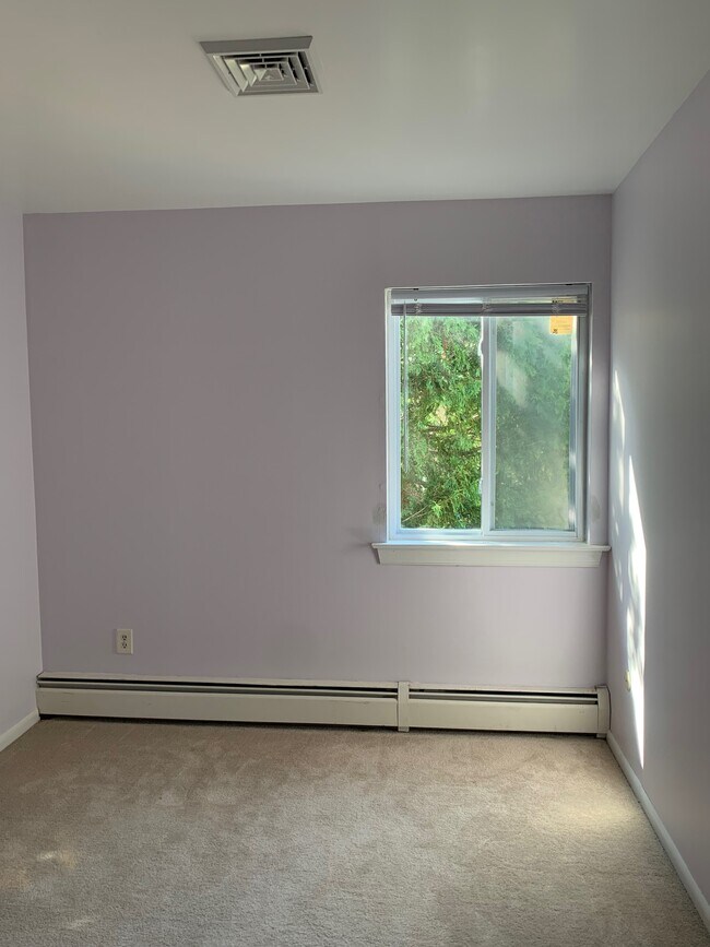 Building Photo - 1309 Walnut Ridge Est