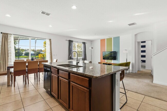 Building Photo - 230 Ballo Dr