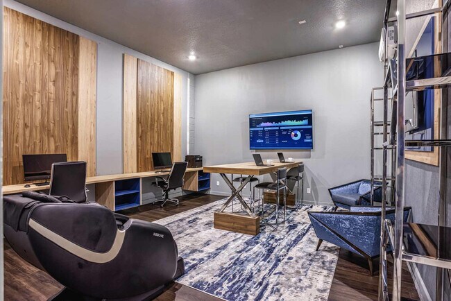 Building Photo - 1736 Oak Blossom Dr