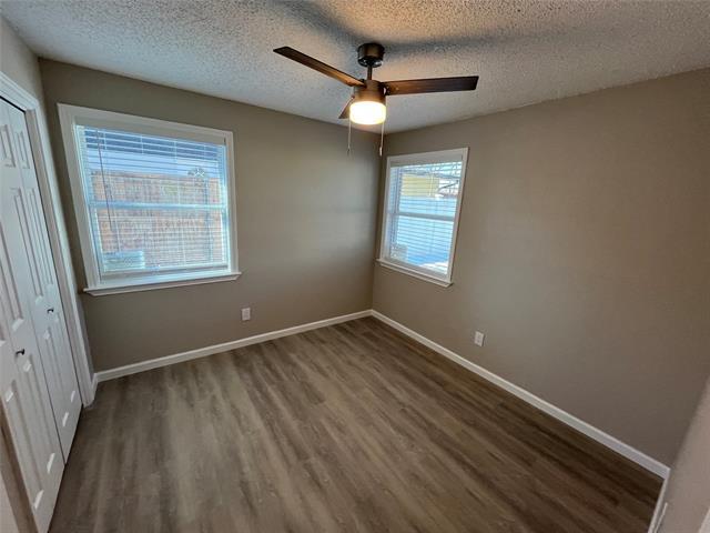 Building Photo - 3009 Clover Dr