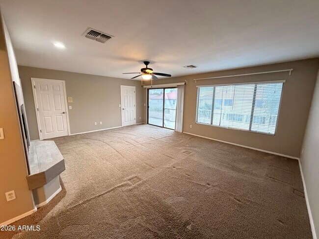 Building Photo - 13313 W Palo Verde Dr