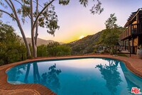 Building Photo - 2239 Topanga Skyline Dr