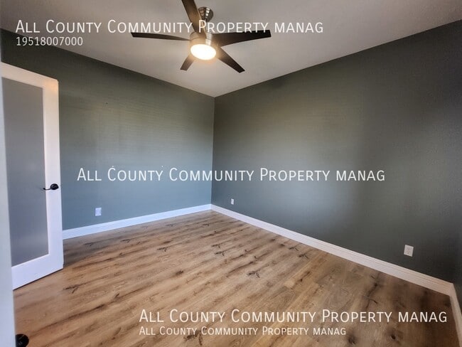 Building Photo - 25255 High Plains Ct