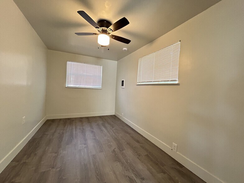 Building Photo - 3128 S 900 E