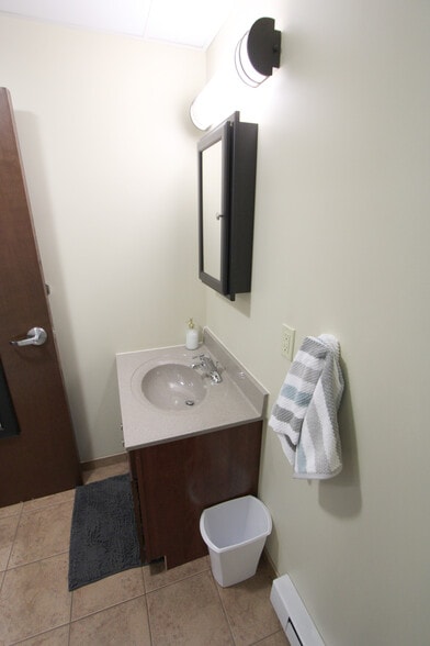Bathroom 3 - 152 W Main St