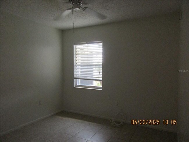 Building Photo - 45 Lake Villa Way