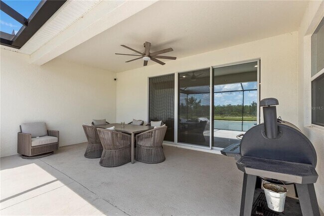 Building Photo - 33700 Hamilton Hl Ln