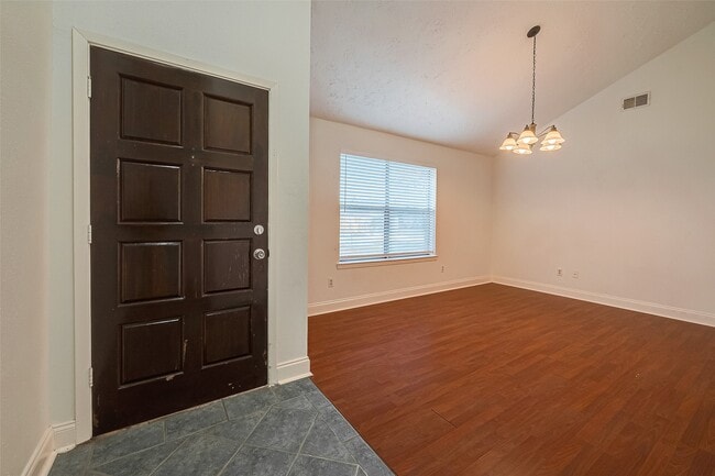 Building Photo - 3906 Quiet Pl Dr