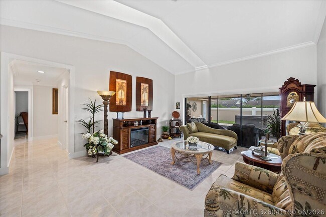 Building Photo - 1654 Farmington Cir