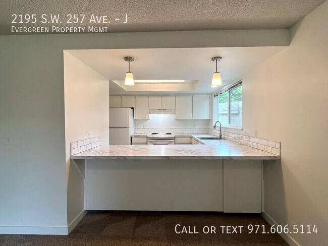 Building Photo - 2195 SW 257th Dr