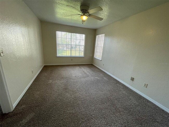 Building Photo - 2550 N Alafaya Trail