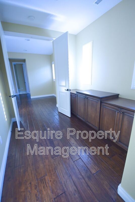 Building Photo - 4072 Farralon Way