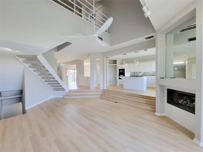 Building Photo - 18309 Sandy Cove Dr