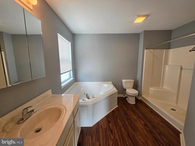 Building Photo - 3003L Heather Ln