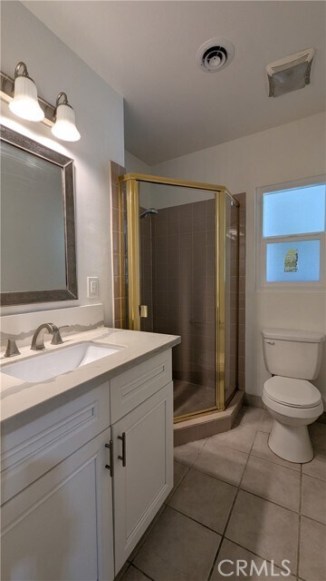 Building Photo - 401 La Breda Ave
