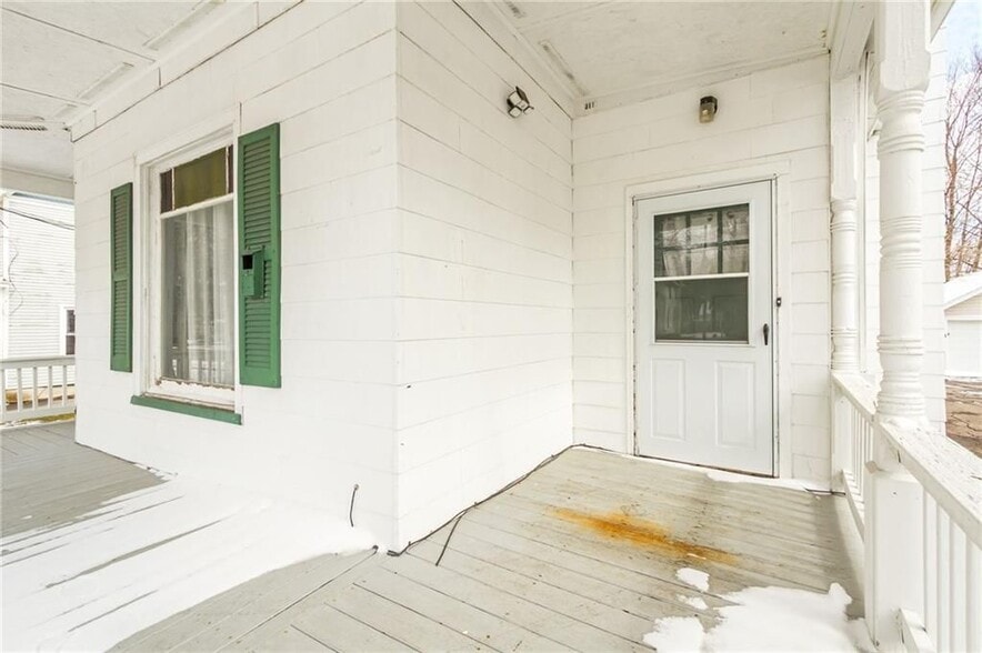 Building Photo - 98 South Ave