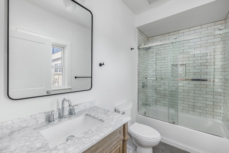 Building Photo - 293 Governor St