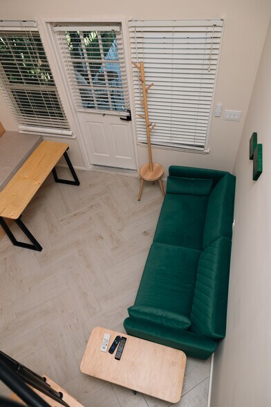 Building Photo - 1585 Secessionville Rd