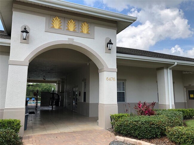 Building Photo - 6570 S Goldenrod Rd