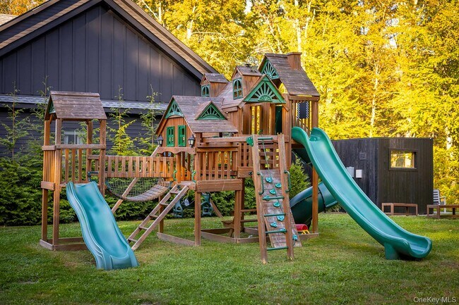 Building Photo - 46 Will Tremper Dr