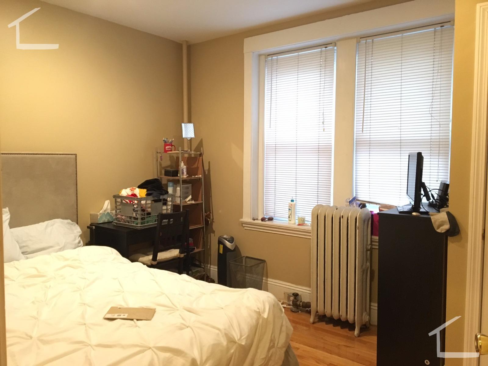 Building Photo - 316 Saint Paul St