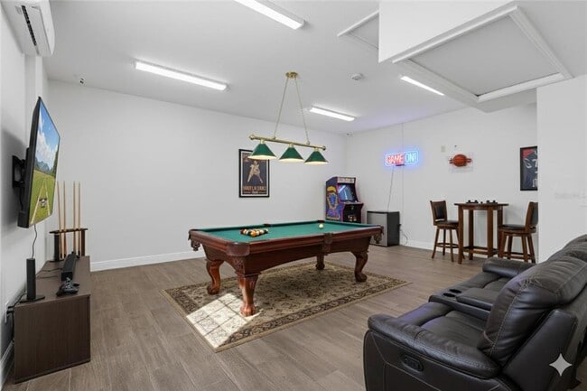 Building Photo - 810 W Whatley Pl