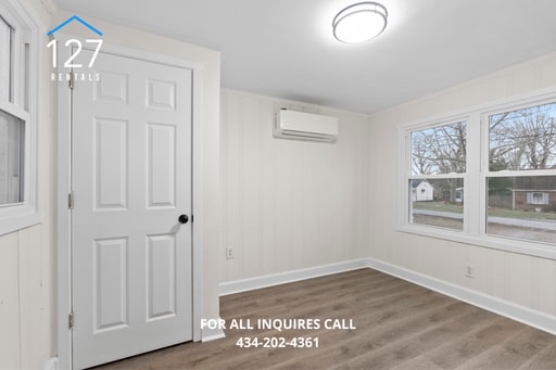 Building Photo - Beautiful Single Family Home!