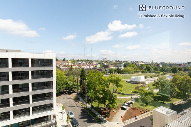 Building Photo - 118 Broadway E